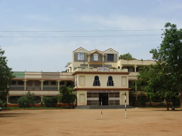 Gangavathi Bhagyamma Rural College, Huvinahadagali